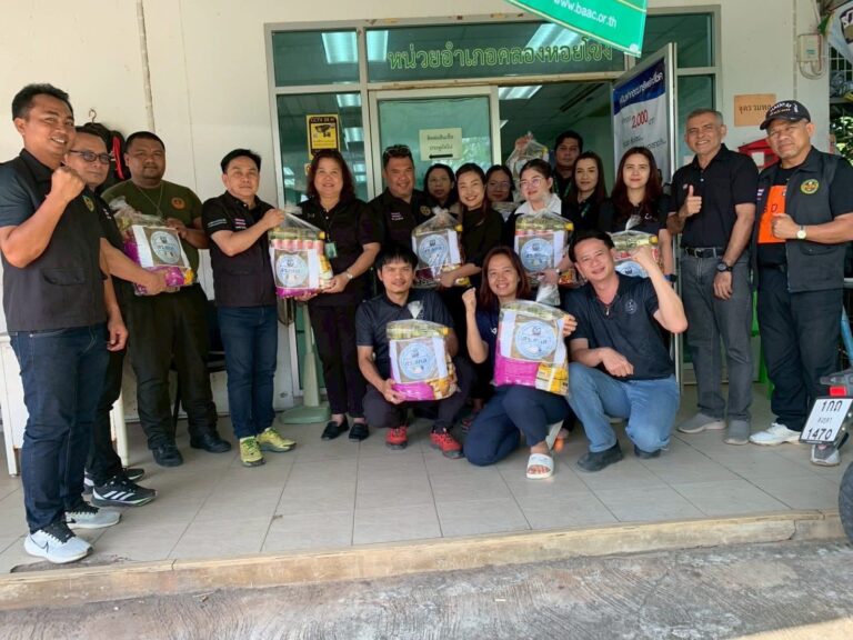 สร.ธกส. ให้การช่วยเหลือสมาชิกน้ำท่วมหาดใหญ่